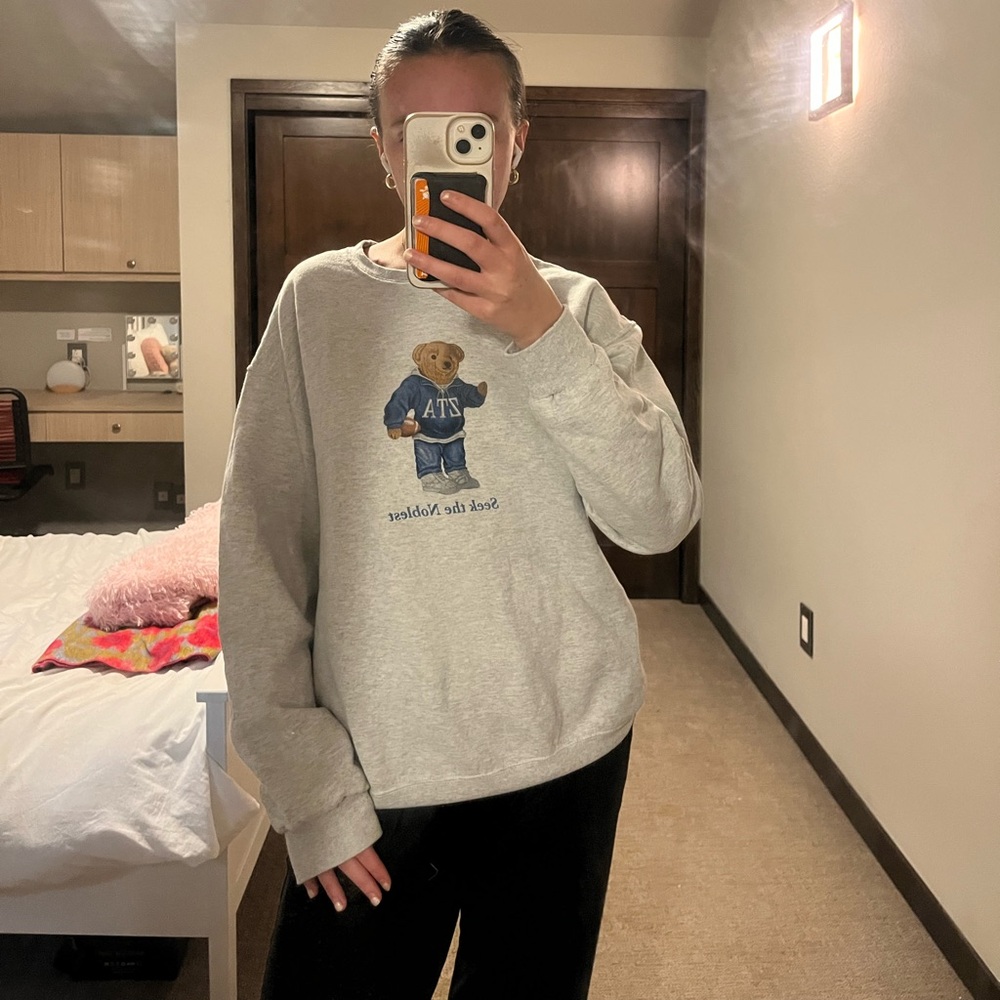 Zeta Tau Alpha bear sweatshirt